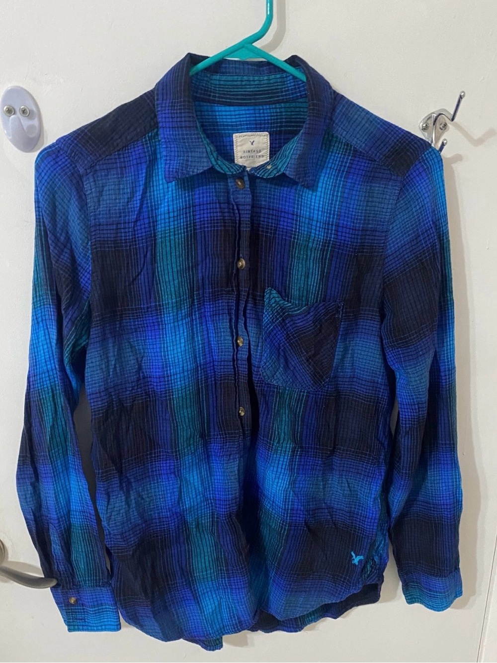 American Eagle Outfitters Blue and Teal Plaid Button-Down Shirt